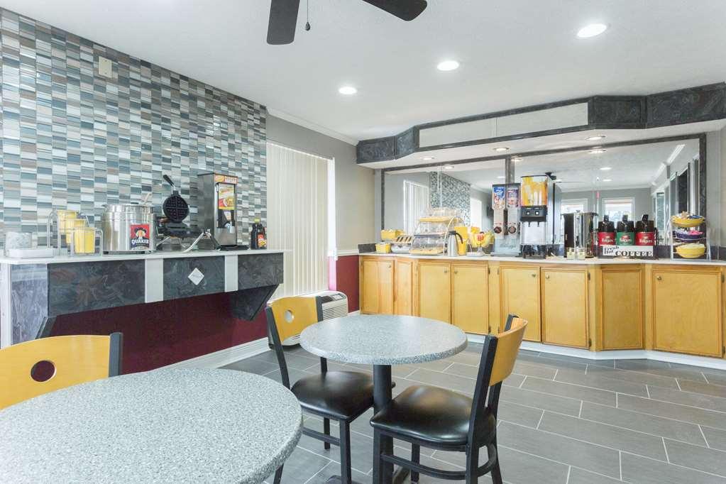 Days Inn By Wyndham Forest Kemudahan gambar